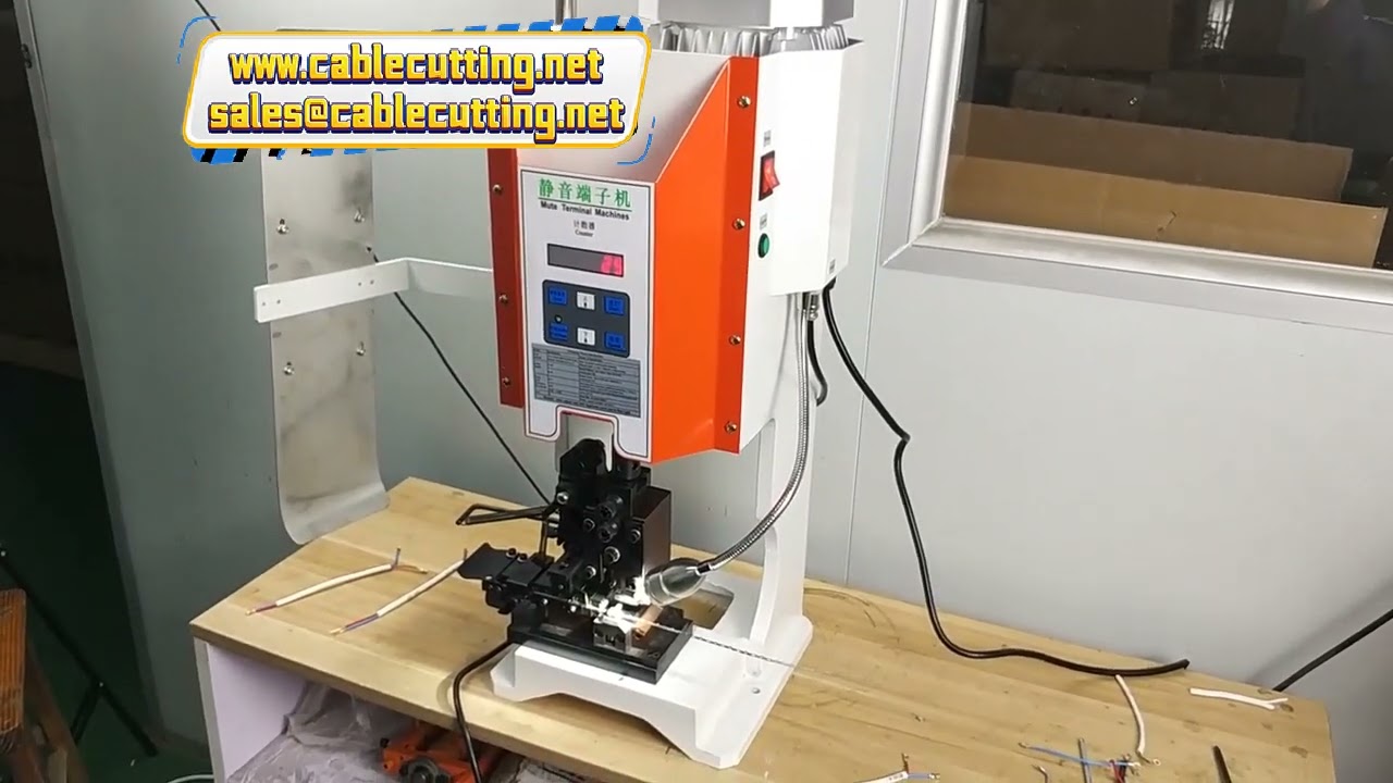 Machine à sertir pneumatique 3T - Alimentation latérale et en bout - Applicateur OTP