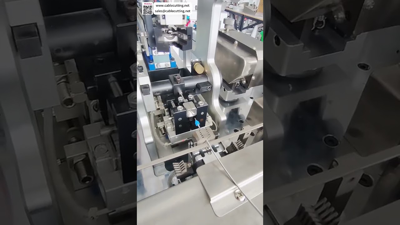 Machine Entièrement Automatique d'Insertion de Fiches Étanches et d'Étamage de Bornes pour Faisceaux Automobiles