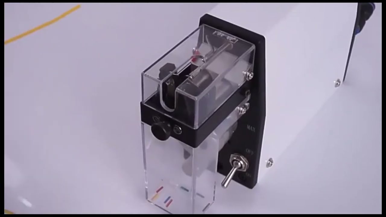 Machine pneumatique électrique automatique de dénudage et coupe de câbles