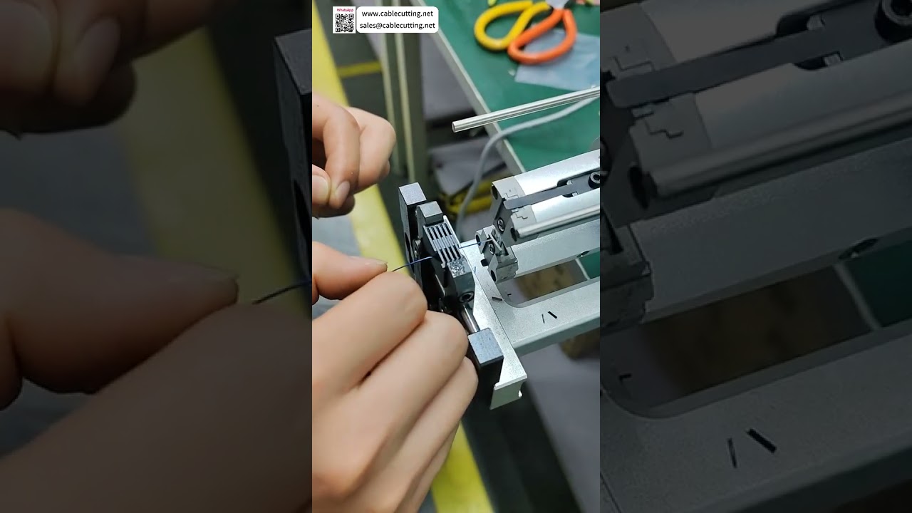 Machine à dénuder les câbles coaxiaux : pelage parfait en 3 couches pour fil ultra-fin 34 AWG