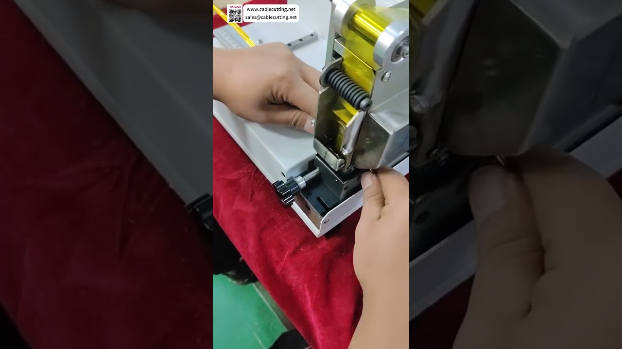 Machine d'emballage à poussoir horizontal pour ruban adhésif - Conditionnement rapide et à haut rendement