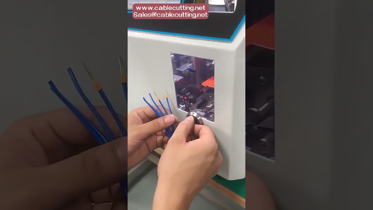 Machine à dénuder et sertir les fils pour bornes pré-isolées jusqu'à 16mm2