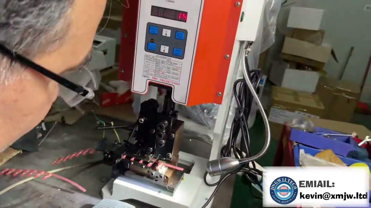 Applicateur de sertissage pour bornes isolées en nylon – Mode continu – Moule de machine de sertissage