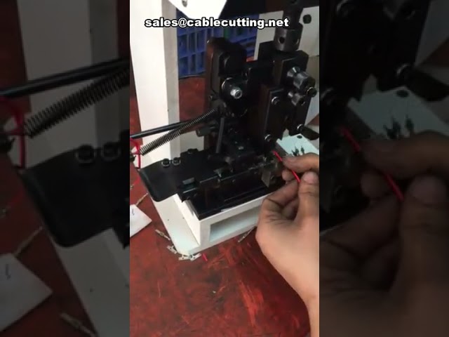 Machine à sertir les cosses automatique pour fils électriques | Sertisseuse professionnelle
