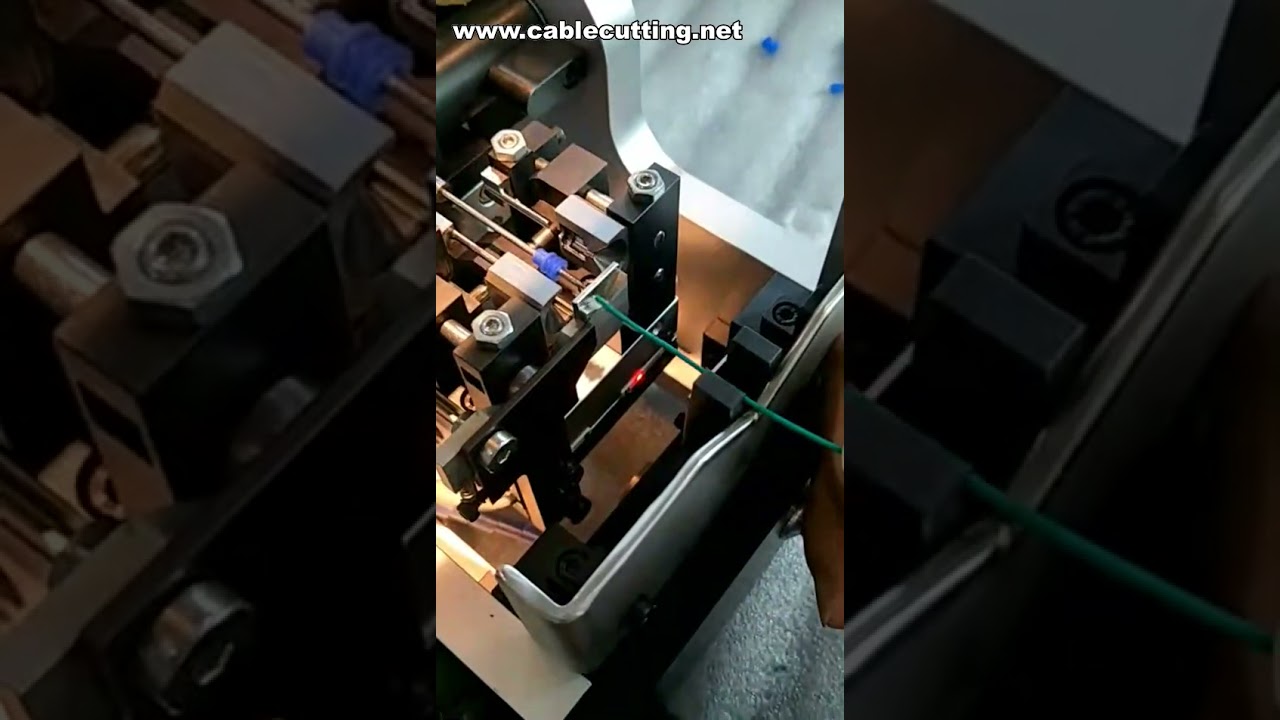 Machine d'insertion et de sertissage de joints de fil étanches – Automatisation fiable pour câbles