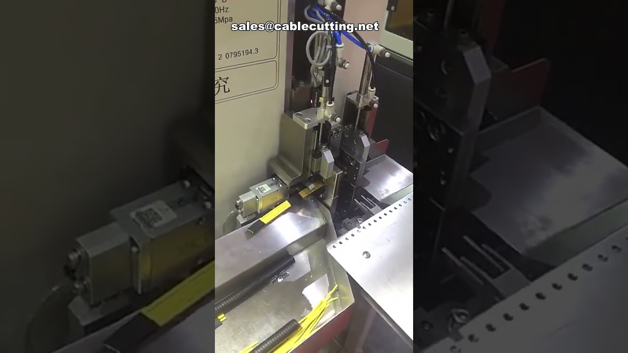 Machine Automatique CNC à Nouer et Enrubanner les Faisceaux de Câbles | Bobineuse et Lieuse