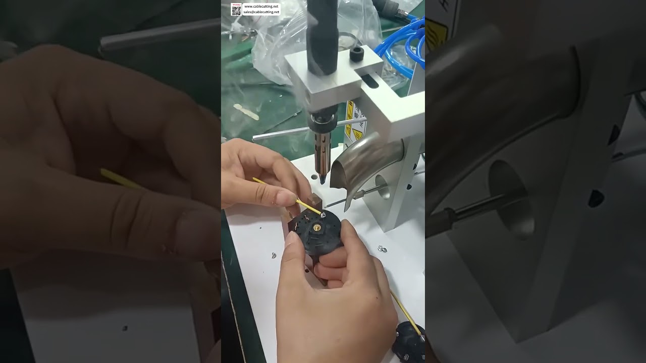 Machine à souder les fils semi-automatique - Soudage fiable de haute précision avec alimentation automatique en étain