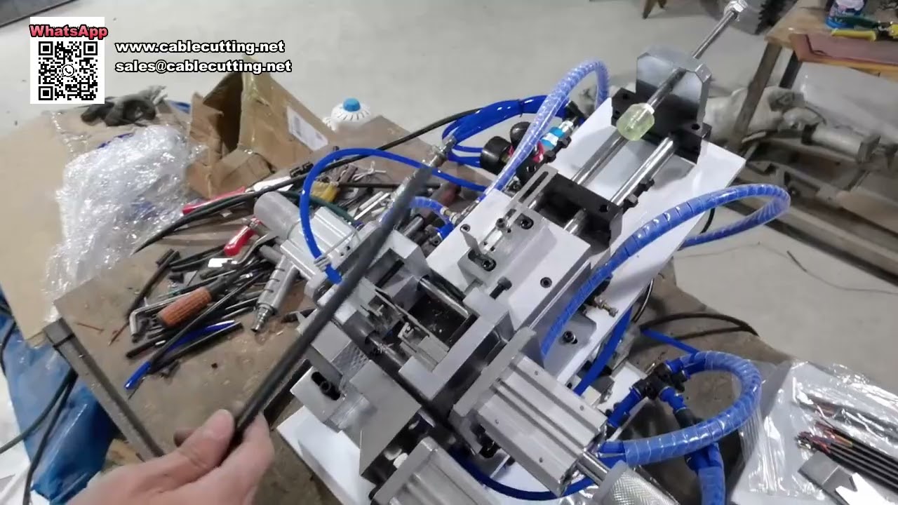 Dénudeur pneumatique haute vitesse pour âme interne et gaine extérieure – Machine de traitement de câbles professionnelle