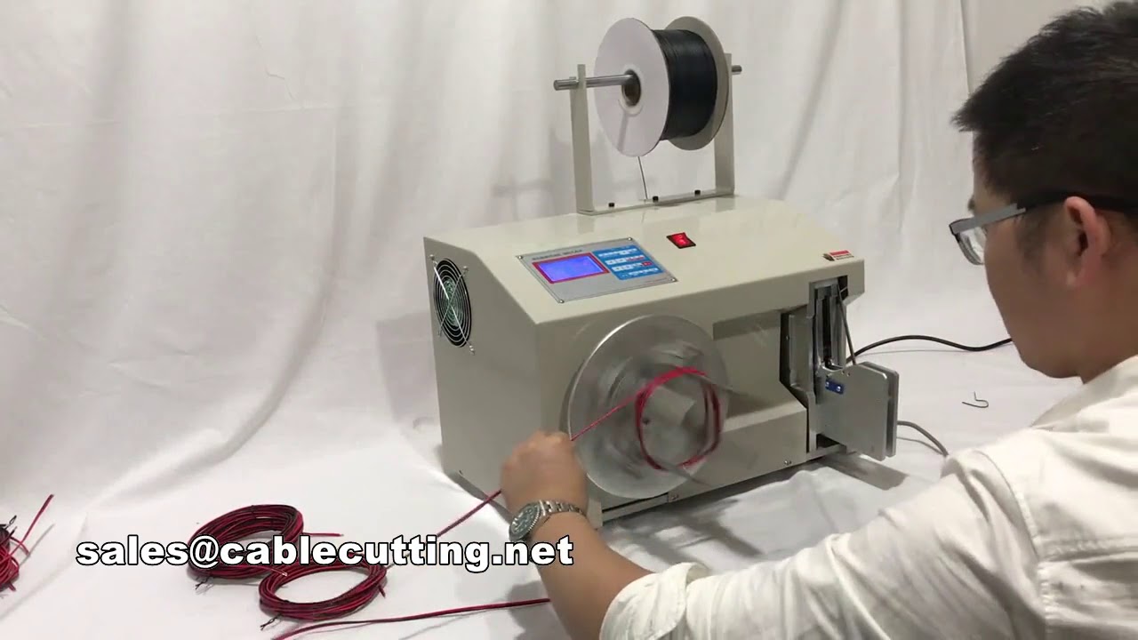 Machine d'enroulage et de liage : solution d'emballage industriel performante
