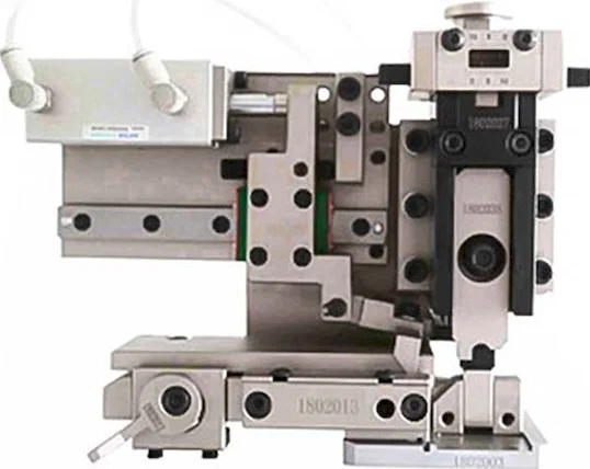 Matrice de sertissage pneumatique horizontale 45-40
