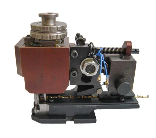 Applicateur de sertissage mécanique TA-20U pour cosses en bande