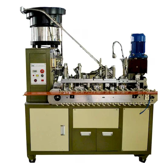 Machine automatique de sertissage pour fiches rondes européennes WPM-203-F