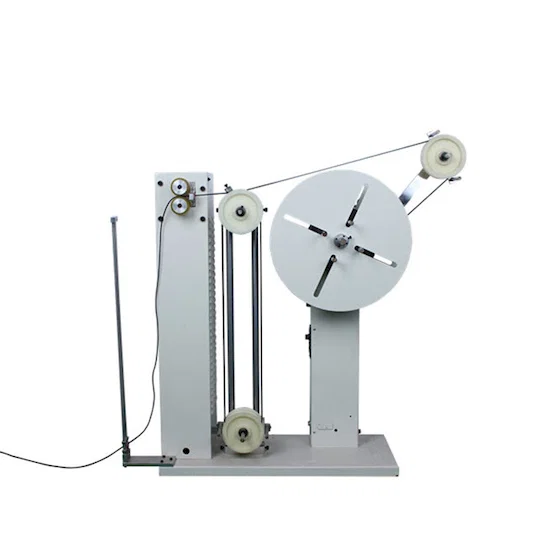 Pré-alimentateur automatique de fils motorisé WPM-500C