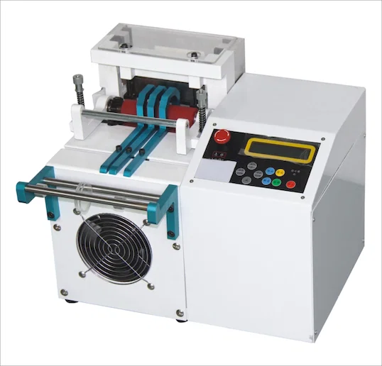 Coupe-manchon automatique pour caoutchouc/plastique WPM-100