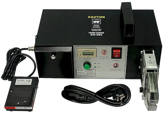 Machine de sertissage électrique pour cosses EM-6B1