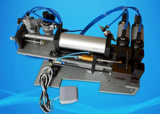 Machine de dénudage pneumatique pour câbles ronds WPM-315